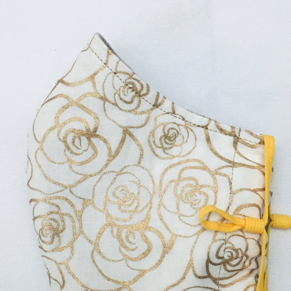 FACE MASK 💯% COTTON GOLD ROSES ON CREAM - Picture 11 of 11
